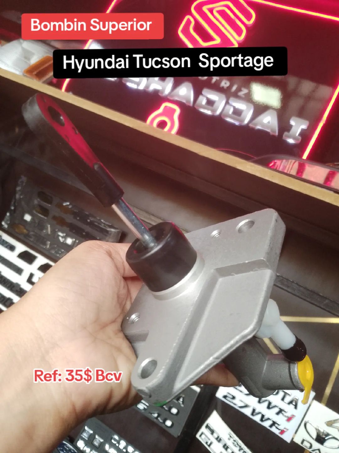 Bombín Superior para Hyundai Tucson y Sportage — Hyundai