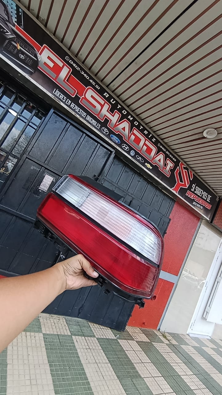 Stop Trasero para Toyota Corolla Baby Camry — Toyota