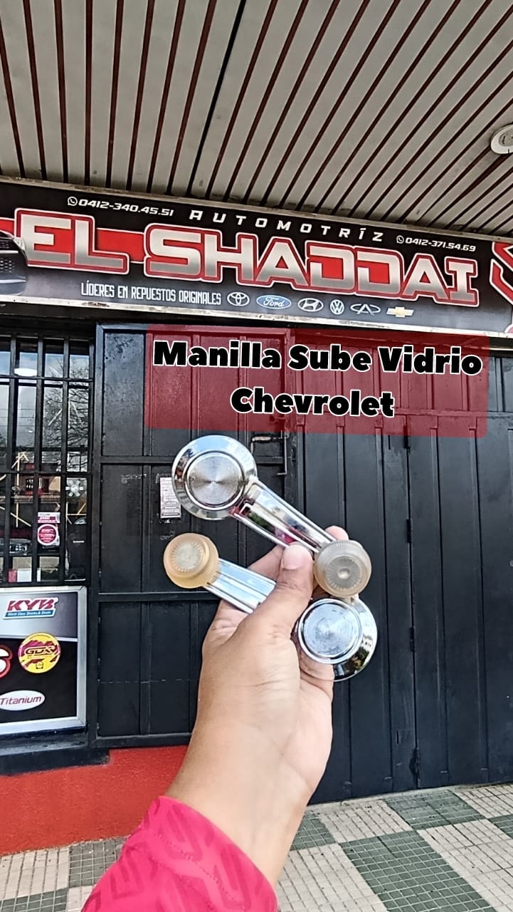 Manilla Sube Vidrio cromada para la línea clásica de Chevrolet — Chevrolet